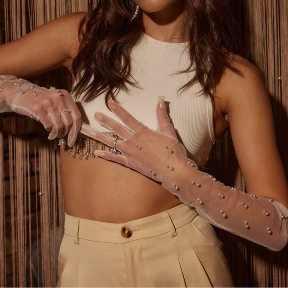12th Tribe Sheer Pearl-Embellished Gloves - Picture 3 of 4